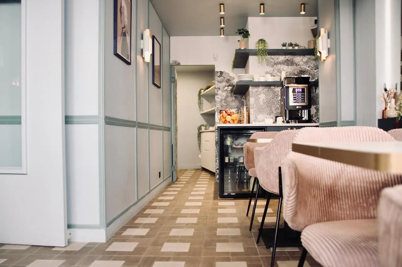 Amadeus Otel 3*