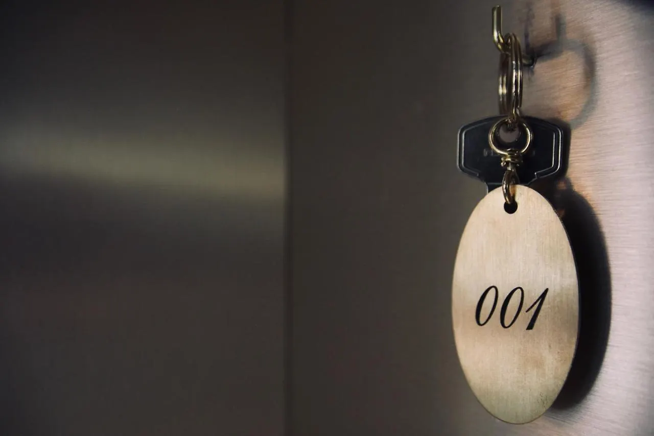 Amadeus Otel Paris