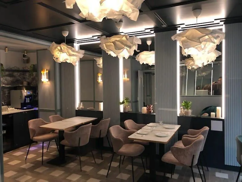 阿玛德酒店
