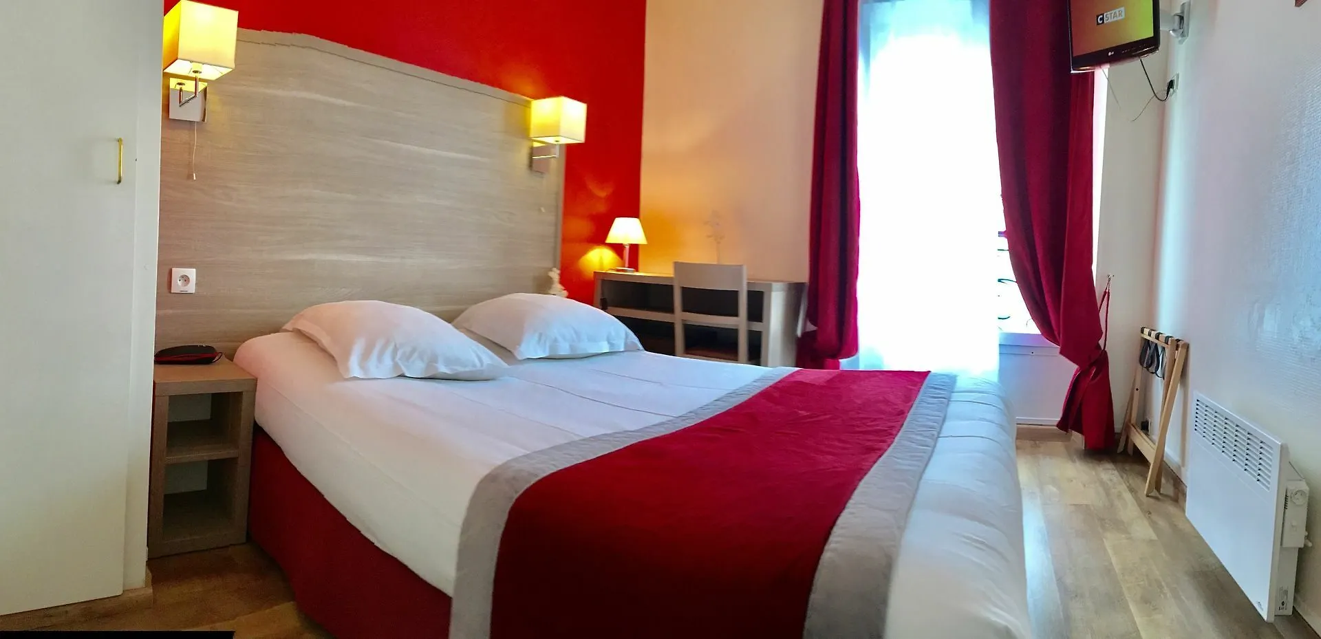 Amadeus Hotel